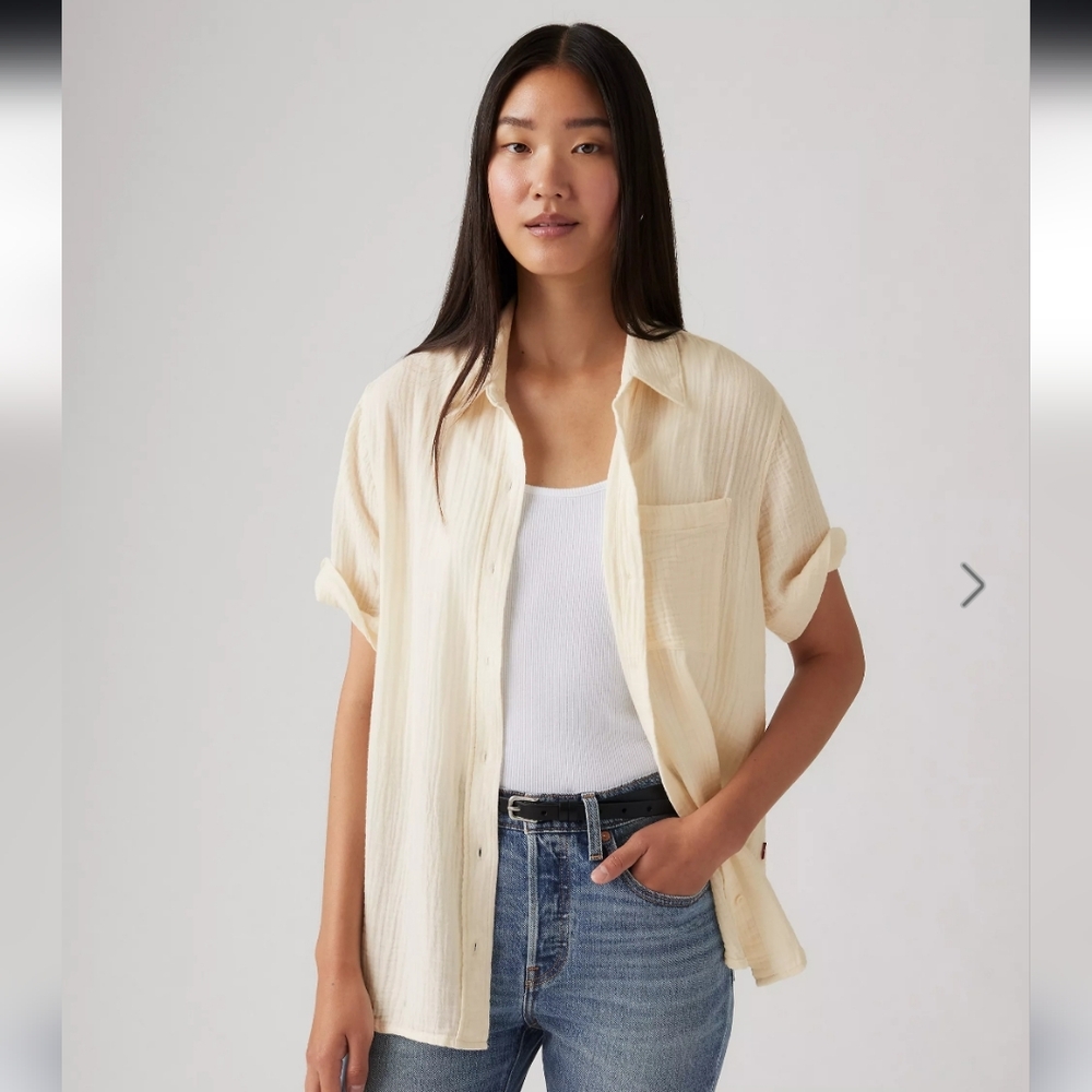 Levi's Darlene Short Sleeve Button-Down Shirt